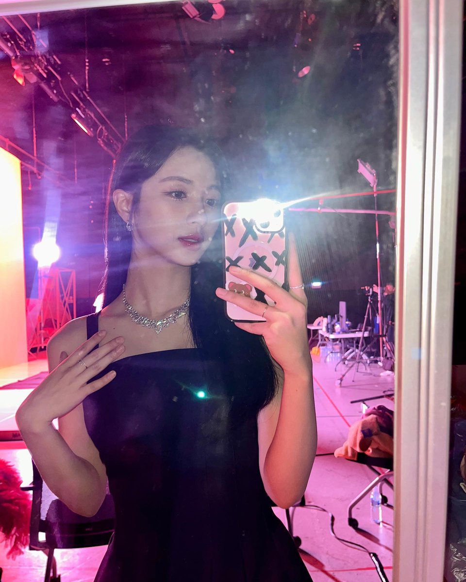 Jiwon Brasil | #QUEENDOMPUZZLE♟️ tweet media