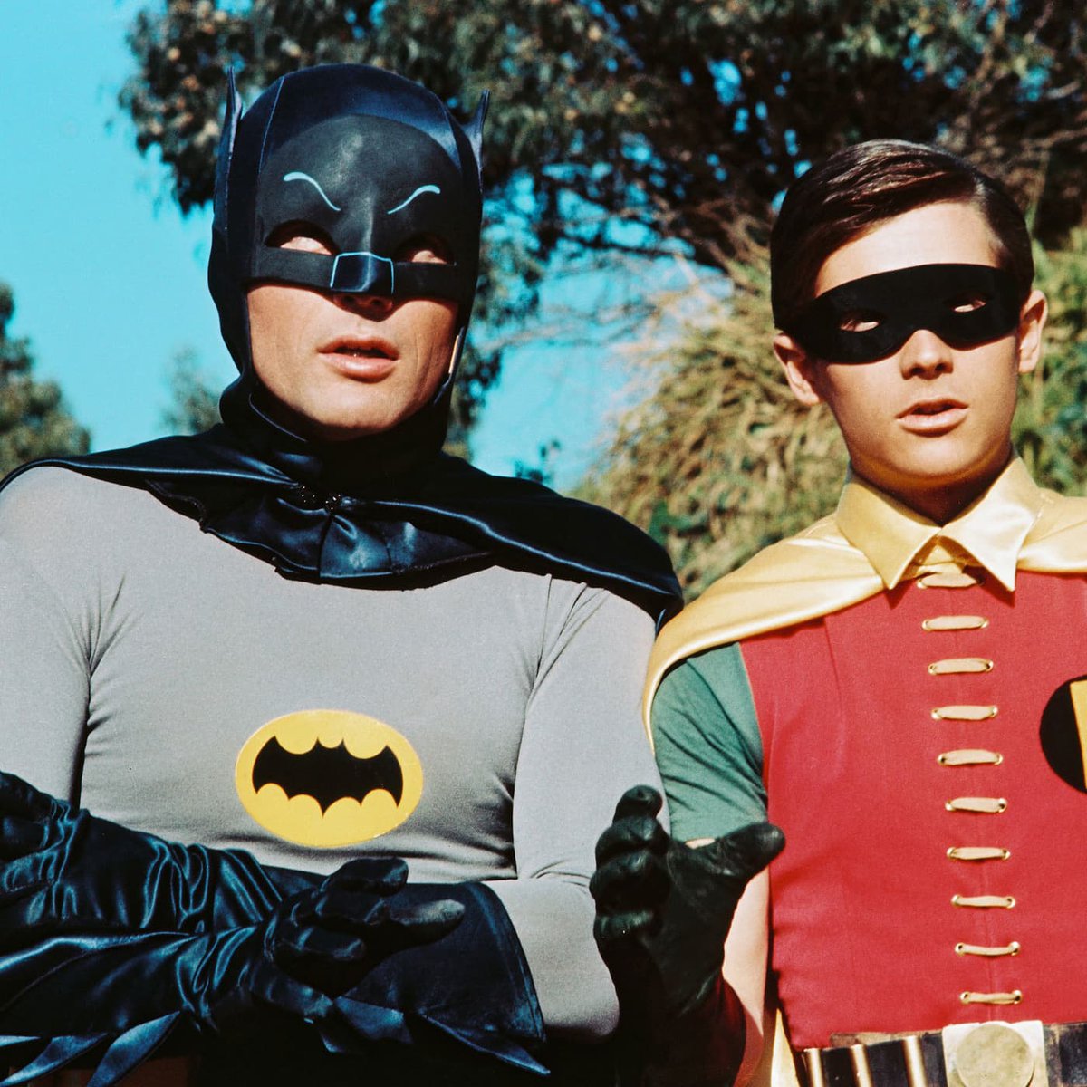 LvilleTrivia's tweet photo. Six rounds of trivia, including a Dynamic Duo category, starts tonight at @FourPegsBeer at 7. #louisvilletrivia #louisvillethinks https://t.co/xZT0daX1Y0
