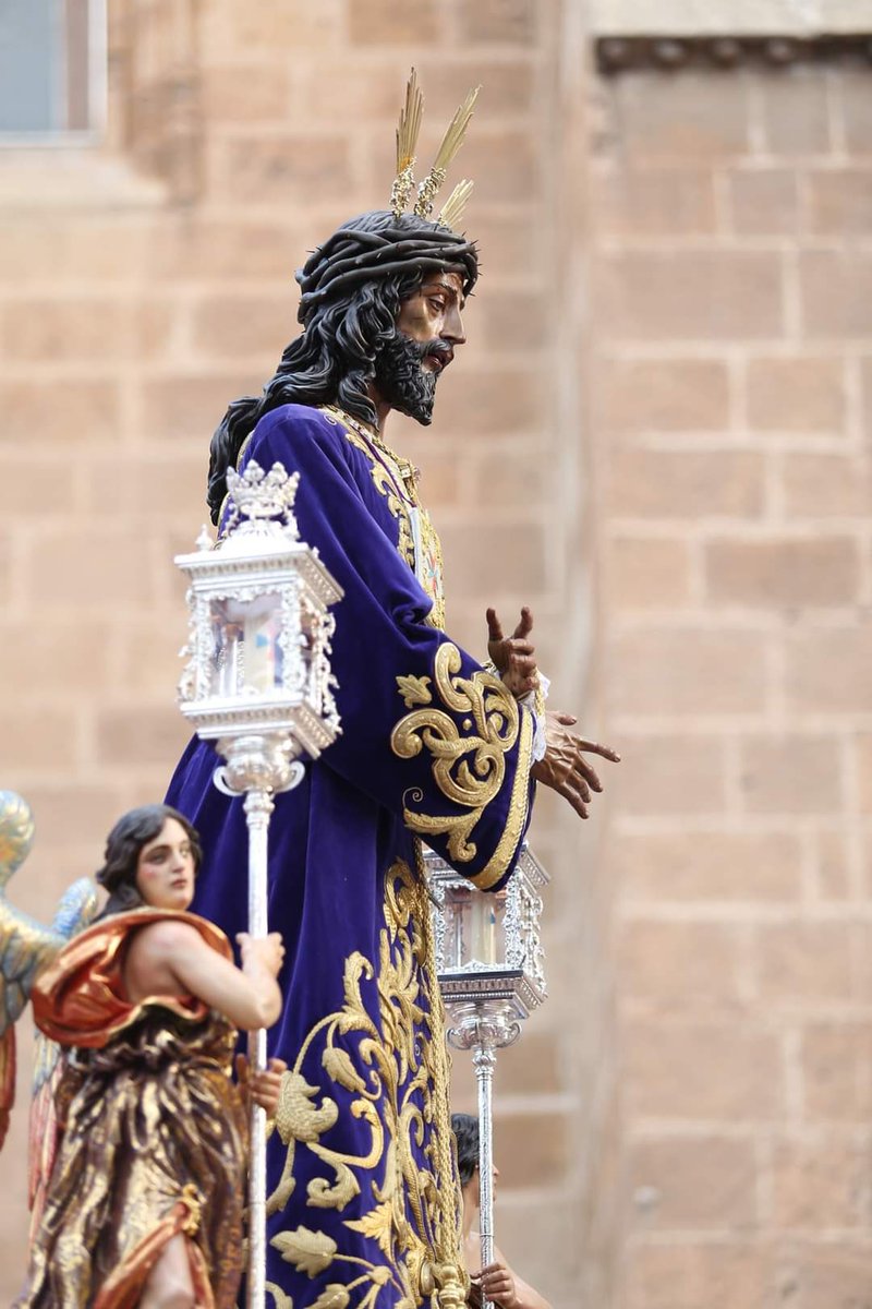 Desde estas líneas queremos darle nuestra mayor enhorabuena a la hermandad del Prendimiento por su salida extraordinaria de Jesús Cautivo de Medinaceli con motivo del 75 aniversario fundacional de la hermandad

Almeria quedó Cautiva 🌟

<a href="/PrendimientoAlm/">elPrendimiento</a>