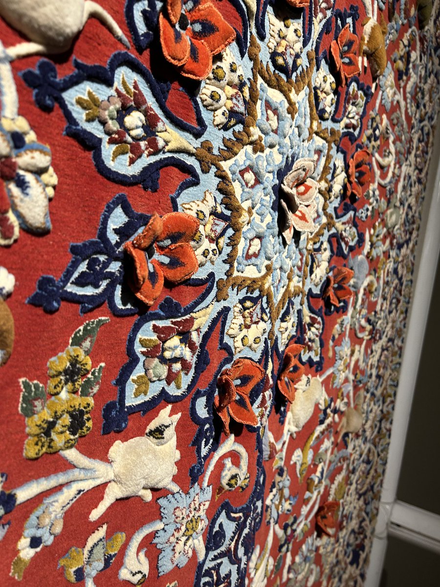 SharafiCo's tweet photo. Part silk Vintage #Isfehan rug in the Tehran Carpet #Museum.
Very interesting and different workmanship on this rug with some motifs cut so the are protruding from the carpet.
Haven’t seen one like this before
#antiquerugs #persianrugs https://t.co/C8MuKhCrAA