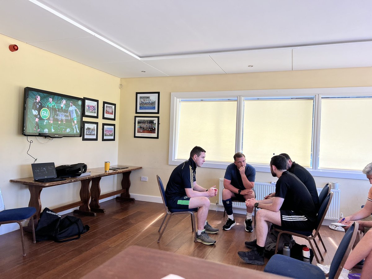 FAI_Wicklow's tweet image. 1️⃣4️⃣ Coaches completed the @faicoached PDP3 in a sunny Aughrim this afternoon ☀️😎

Well done to everyone for their effort and engagement and a big thank you to Aughrim Rangers for hosting the course ⚽️⚽️

#realitybasedlearning 
#lifelonglearning 
#learnercentered