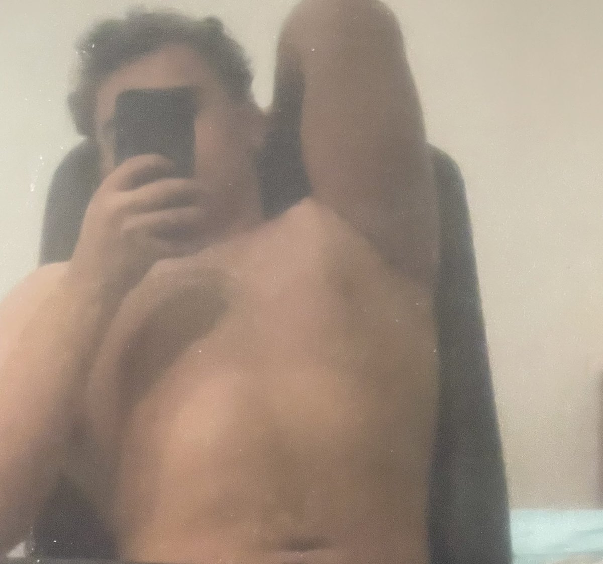 hanamihe's tweet photo. new to nsfwtwt

• 20 
• he/him
• hard dom
• soft + hard kinks
• MDNI
• gamer
• open dms ><

#nsfw #nsfwtwt #nsfw_acc https://t.co/T9nQZAM7h3