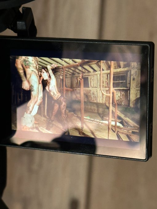 good morning twitter 🖤 https://t.co/0rHVaZEaaV