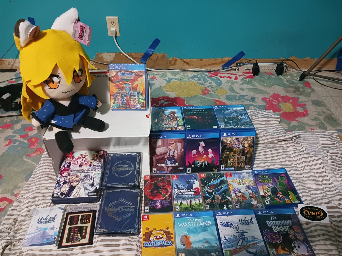 Atticusmj's tweet image. Some @VideoGamesPlus_ @REDARTGAMES @RealStrictlyLTD @LimitedRunGames and some long awaited stuff from @FirstPressGames that been missing in action for good while
Eisha picked the title that she looking forward to!