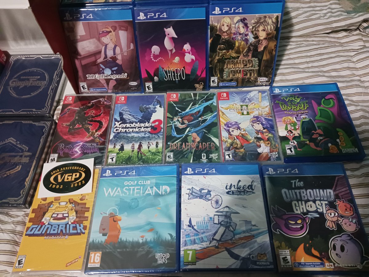 Atticusmj's tweet image. Some @VideoGamesPlus_ @REDARTGAMES @RealStrictlyLTD @LimitedRunGames and some long awaited stuff from @FirstPressGames that been missing in action for good while
Eisha picked the title that she looking forward to!