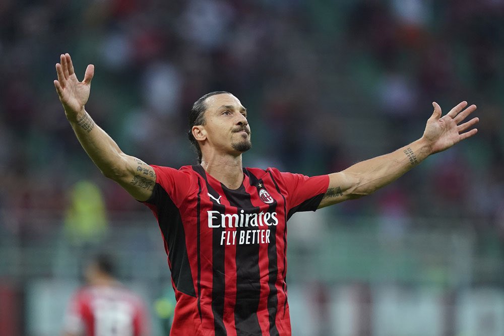 SaddickAdams's tweet photo. The GOAT? No, the LION. 

See, I’m a fan. 

He like a river that overflows in Harmattan. 
A specie from a unique clan. 
His attributes, you can’t understand. 

Red-hot as pan. Moves like a van. 
In a second, he can scan & turn 360 like a fan. 

From Malmo where he began. 
Scored in every country from Japan to Pakistan. 

Controls better than Zidan. 
24 years- the span.
It was a plan, for the sojourn to end at Milan.
Oh man - Zlatan - I Stan 🙌🏽

Adieu