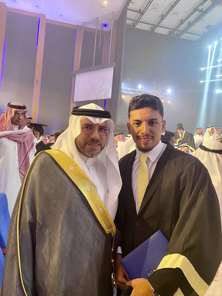 hashem1443's tweet image. حفل تخرج اخي الحبيب الشريف شاكر بن هزاع ، اسأل الله له التوفيق واستمرار التفوق والنجاح