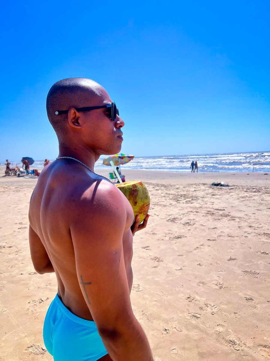 _Vi04's tweet image. Tbt do verão