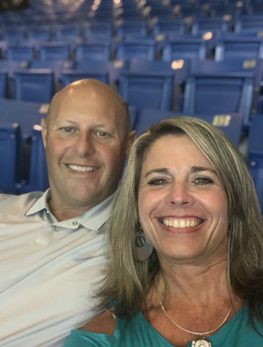 Tracey DuBose tweet media