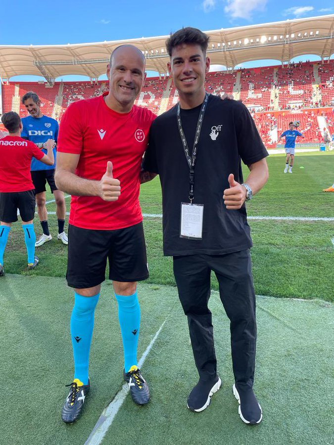 Ets molt gran nin! Defensant el poble de Sencelles arreu del món! I com tu saps... Dalí gas! <a href="/Afernandez37/">AugustoFernández</a> 🏍💨🔥

Enhorabona <a href="/RCD_Mallorca/">RCD Mallorca</a> per la permanència. Més que merescuda! 👏🏼⚽️