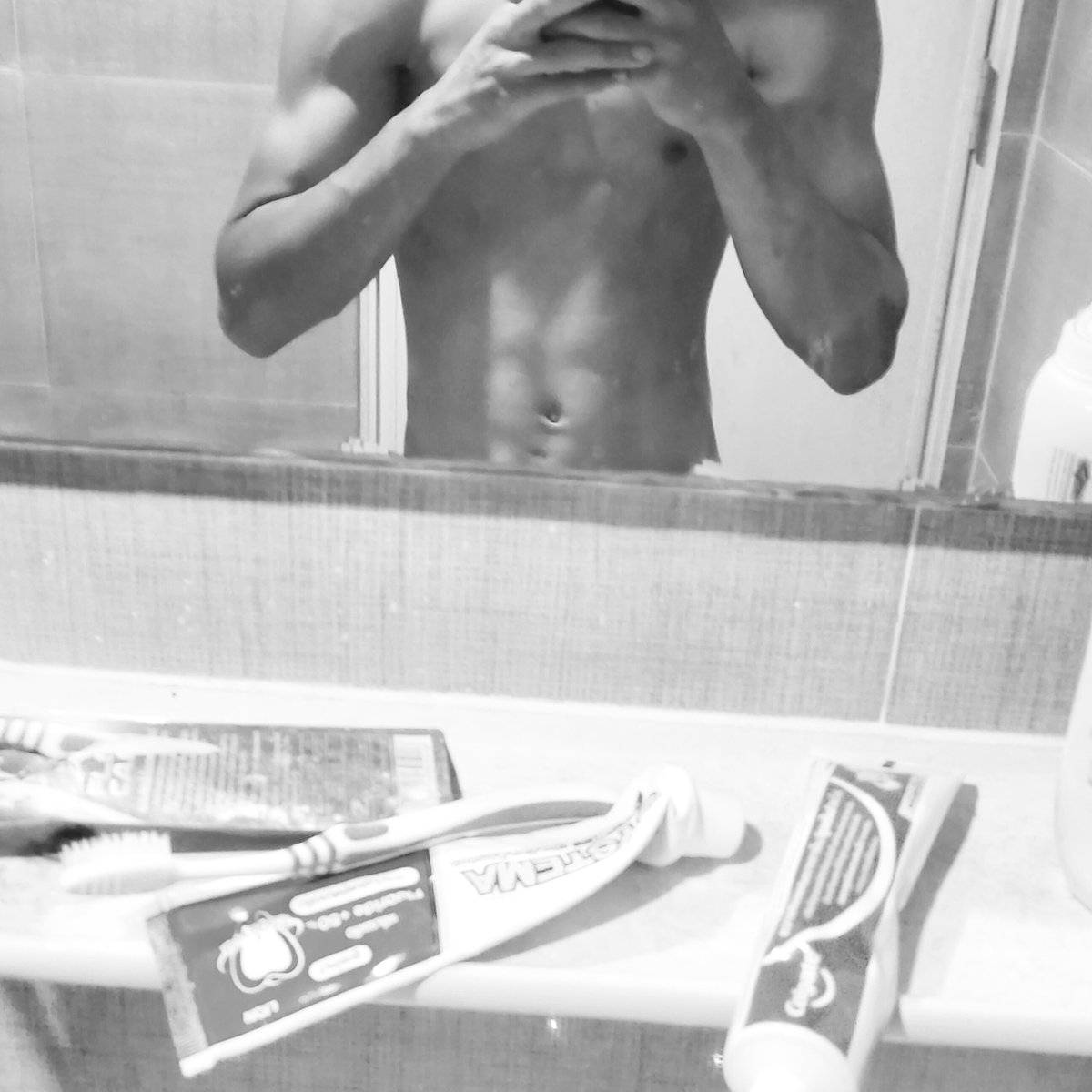ganching42's tweet photo. #NewProfilePic https://t.co/0yBJDZeiDG
