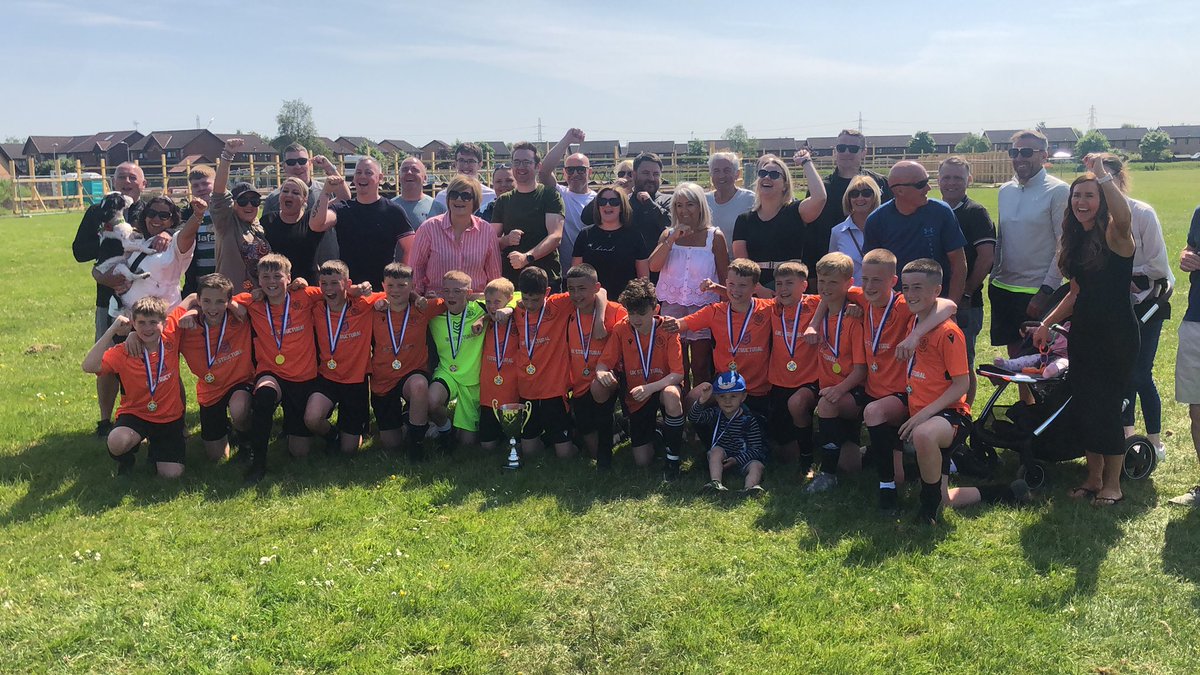 Congratulations to all the boys yesterday, winning the division 1 plate final. Delighted to finally get their hands on some silverware 👏👏🏆Mon The Glenny 👍