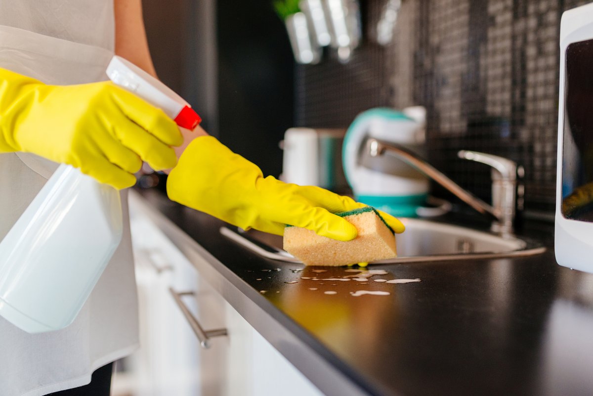 EssentialFH's tweet image. How often should I clean my food equipment &amp;amp; what products do I need? essentialfoodhygiene.co.uk/how-often-shou…
#foodhygiene #essentialfoodhygiene #homelearning #onlinecourse #onlinelearning #rt