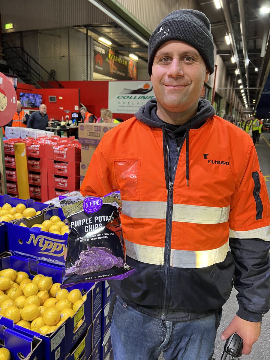 Oh the places you go! The people you meet! Fantastic morning at Adelaide Produce Markets to get #HortCon23 underway!  ⁦<a href="/HortCon_/">Hort Connections</a>⁩  ⁦<a href="/SyngentaANZ/">Syngenta ANZ</a>⁩