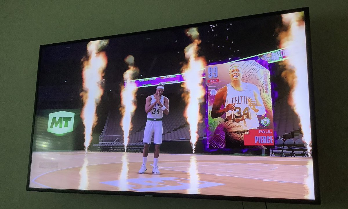 CarlosStory tweet media