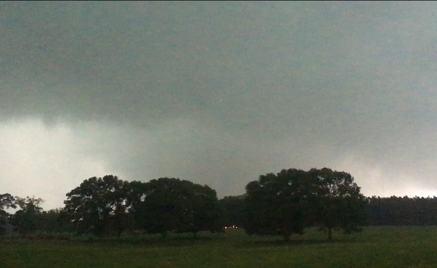 Oakhurst_Wx on Twitter "A large and violent EF4 wedge tornado hiding