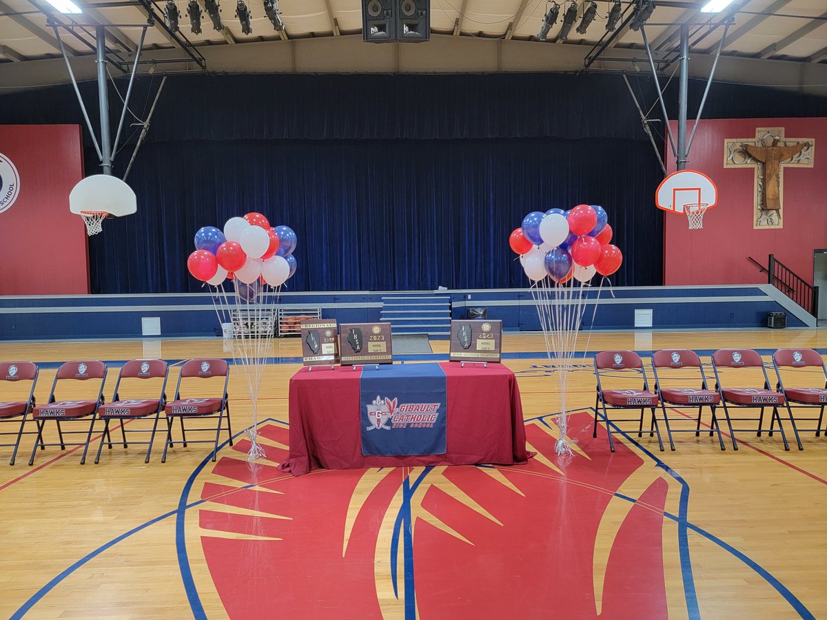 All ready for the final trophy! 

Turn out at 2 to celebrate our IHSA 1A Baseball State Champs!

<a href="/GibaultHawksBsb/">Gibault Baseball</a> <a href="/GibaultSports/">GibaultSports</a>
