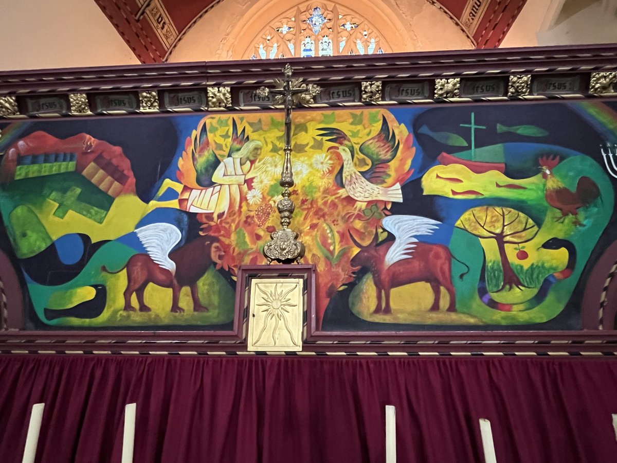 Barb_Drummond's tweet photo. Extraordinary modern #reredos #StSaviour @ChurchesUnlocked https://t.co/rRqwLnCIqI
