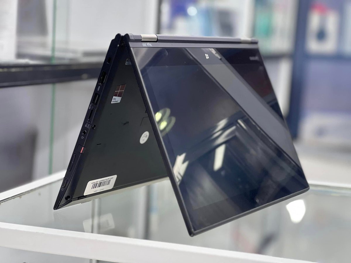 rayking02's tweet photo. 💠Readily available in Harare💠
💠💠Amazing Prices💠💠

🏷️US$270
Condition: Like New

💠Lenovo Yoga 260💠
6th Gen Intel Core i5-7200U Processor (3M Cache, 2.3GHz), Turbo Boost 2.0 (2.8GHz)
Operating System
Windows 10 Home 64-bit
12.5" HD (1366x768), anti-glare, 300 nits, 16:9 aspect ratio, IPS, 10-point Multi-Touch
ThinkPad Pen Pro, active pen for multi touch display
Yoga hinge, 360 degree / Laptop, tent, stand and tablet
Intel HD Graphics 520 in processor only, supports external digital monitor via HDMI, Mini DisplayPort; supports dual independent display Max resolution: 3840x2160 (Mini DisplayPort)@60Hz 4096x2160 (HDMI)@24Hz
Memory
Up to 8GB, DDR4, 256GB SSD
Webcam
Integrated, HD720p resolution, fixed focus
Keyboard-LED backlit, spill-resistant, multimedia Fn keys
UltraNav™ TrackPoint® pointing device and multi-touch with 3+2 buttons click pad|Touch style fingerprint reader on the keyboard bezel
HD Audio, Conexant® CX11852 codec, Dolby® Home Theater® v4 / stereo speakers, 2W x 2 / dual array microphone, combo audio / microphone jack
💠Ports💠
•2 x USB 3.0 (one Always On)
•Mini DisplayPort™
•HDMI
•OneLink+ connector
•microSD, supports UHS-I SD card
•Combo audio/microphone jack
•Security keyhole
•Optional Card Reader
+971589793084
https://t.co/FqfbldQz8O