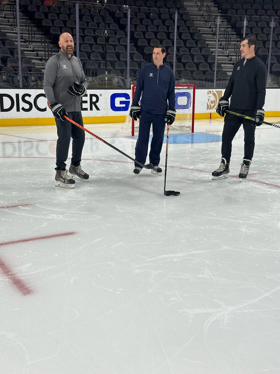 Getting ready for the media game on the ice at T Mobile for @NHLNetwork Never felt smaller than today in between these two giants @BriBrows22 @Rupper17 #demoday