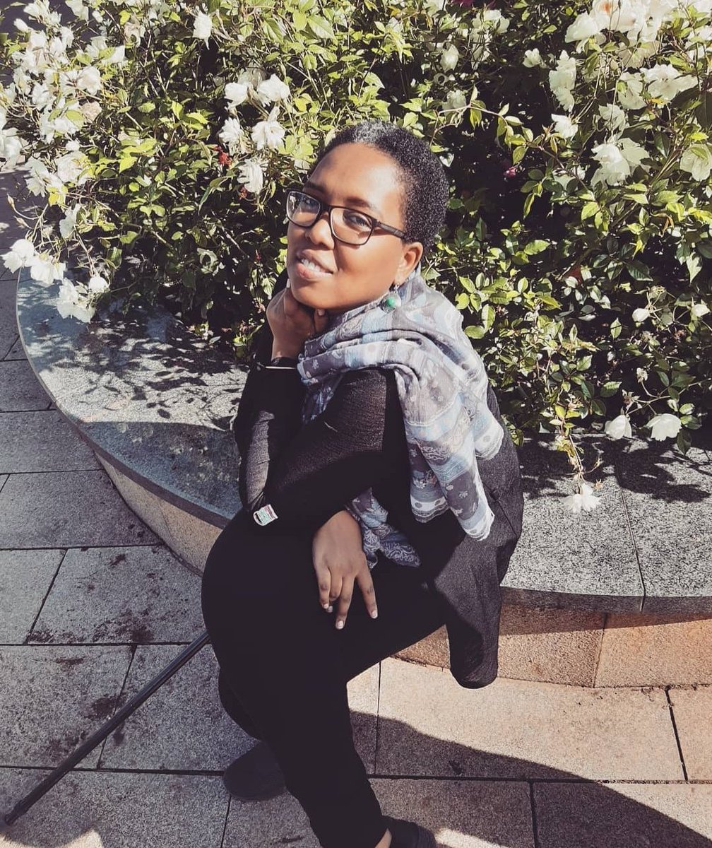 Today we lost a great Sudanese feminist intellectual, a committed, inclusive and unceasing activist, a warm and creative human being, a truly extraordinary person. We will miss you <a href="/maroco1990/">Roya hassan (رؤيا بالألف)</a>  💔🕊️🙏🏿