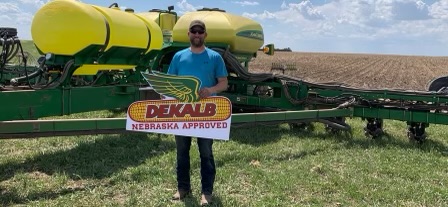 Thank you Kraig Freeman for all of your hard work &amp; dedication!
Ainsworth, NE 📍
.
#Farming #agriculture #grain #trusted #Nebraska #successfultogether #dekalb #xtend #Bayer4NE
.
<a href="/Asgrow_DEKALB/">DEKALB Asgrow Seed</a>