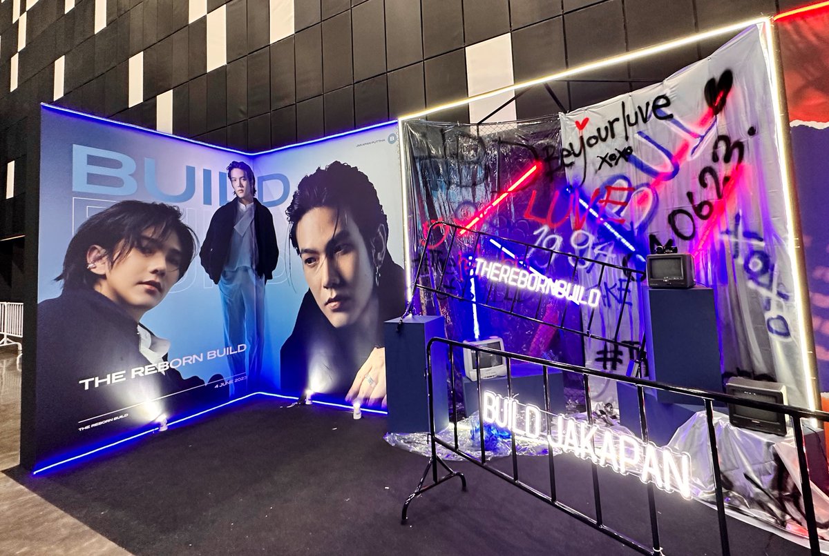 vv_youin_vv's tweet image. 20230604 @ Show DC 

THE REBORN FIRST SOLO CONCERT BY BUILD JAKAPAN

Thank you for coming back 
We always be with you 
Love you na 💙
@JakeB4rever 
#Buildfirstsoloconcert 
#BuildJakapan