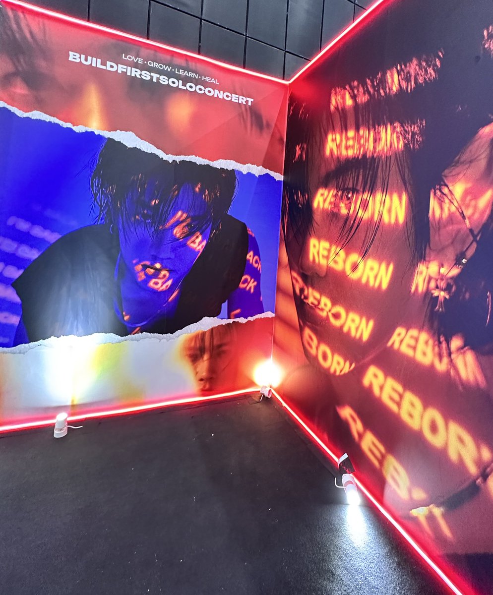 vv_youin_vv's tweet image. 20230604 @ Show DC 

THE REBORN FIRST SOLO CONCERT BY BUILD JAKAPAN

Thank you for coming back 
We always be with you 
Love you na 💙
@JakeB4rever 
#Buildfirstsoloconcert 
#BuildJakapan