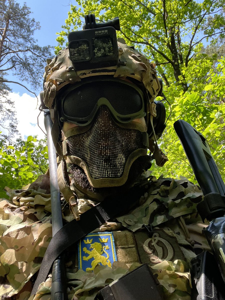 Майор Dilovod💥 on Twitter: "Прибув саб зіро і почалось"