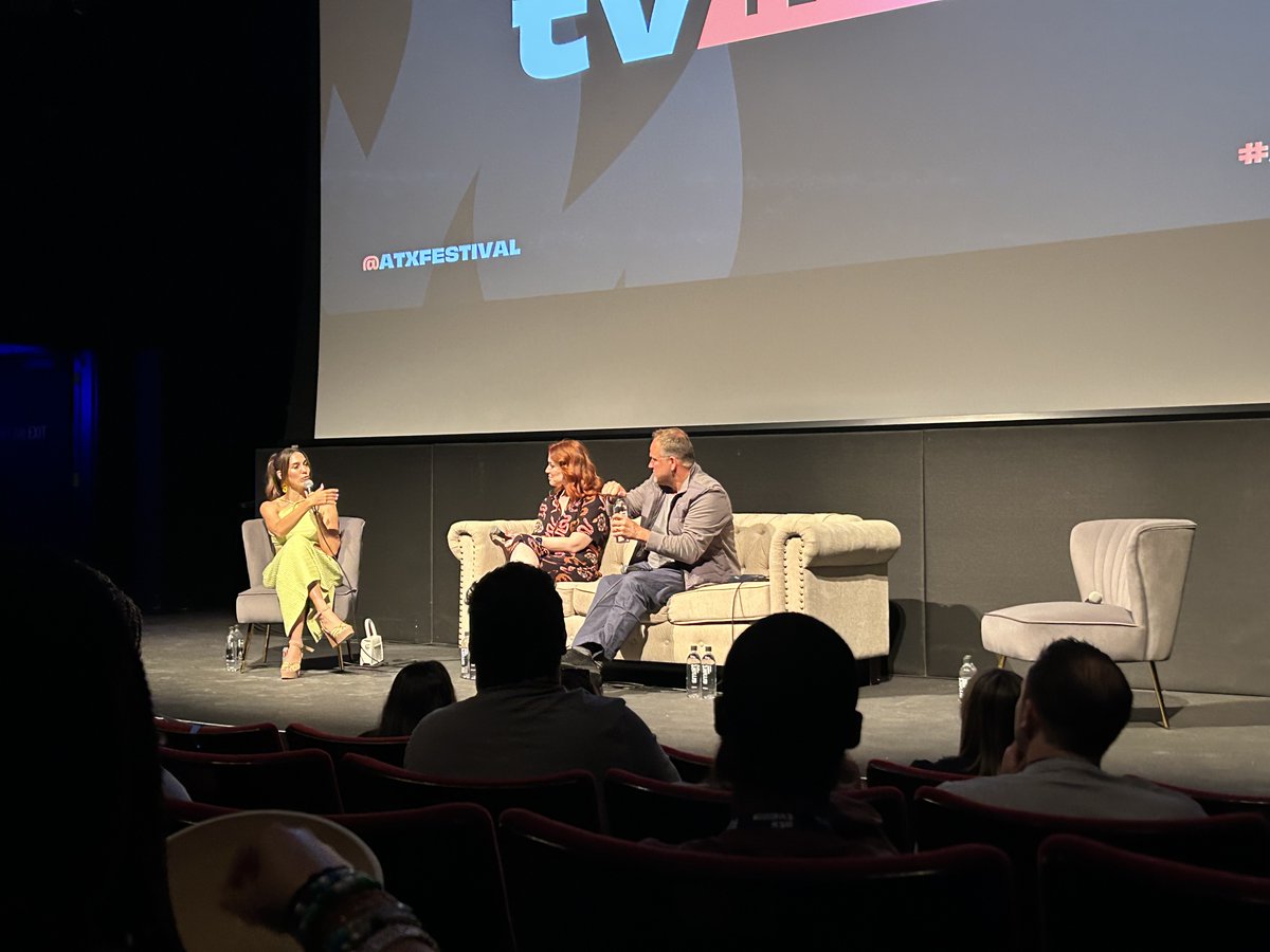 @OfficialPodCo Rewind: Live with #WizardsofWaverlyPod, #NedsDeclassifedPodcastSurvivalGuide, and #BrotherlyLovePodcast moderated by Co-Founder @ChristyRomano . Starting with @jenniferstone and @D_DELUISE!