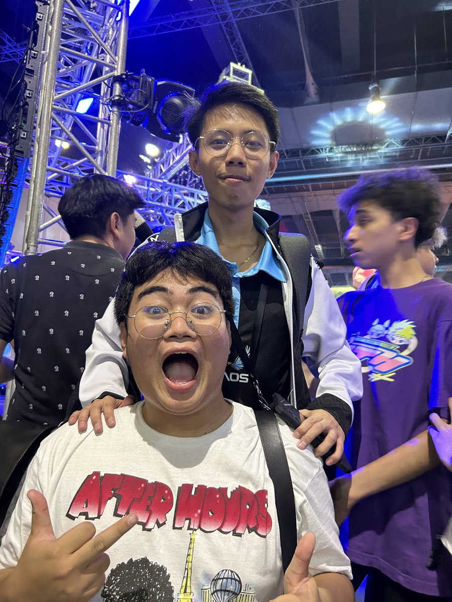 Spenzerr's tweet photo. sa mga naka pic ko thank u @Ell_rtio https://t.co/lbbYWwCj8e