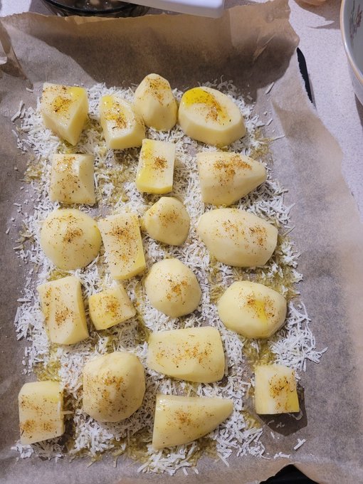 Cooking stream tonight 💞 P.s this is an old recipe pic https://t.co/8eRwIJRY40<a href="/tag/fansly"class="tags"><span>#fansly</span></a>