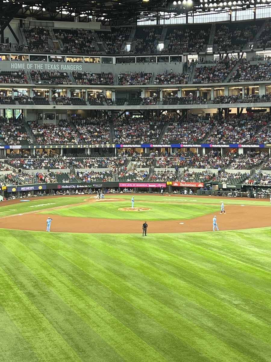 A little fun with the team before we start our PLC learning tomorrow! ⚾️🏟️