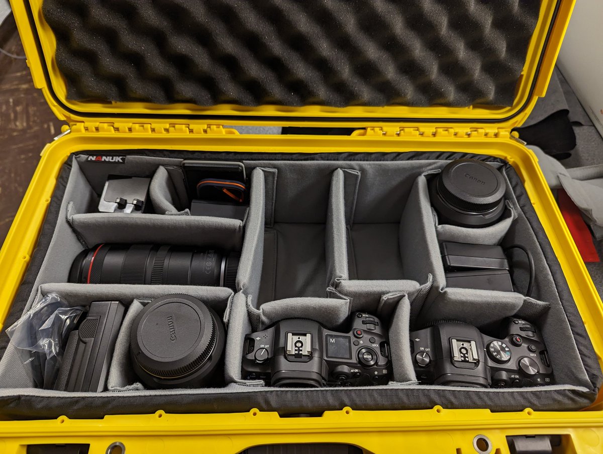 MSU_dhilab's tweet image. Camera Tetris in the DHI Lab in prep for collections digitization fieldwork im Idaho