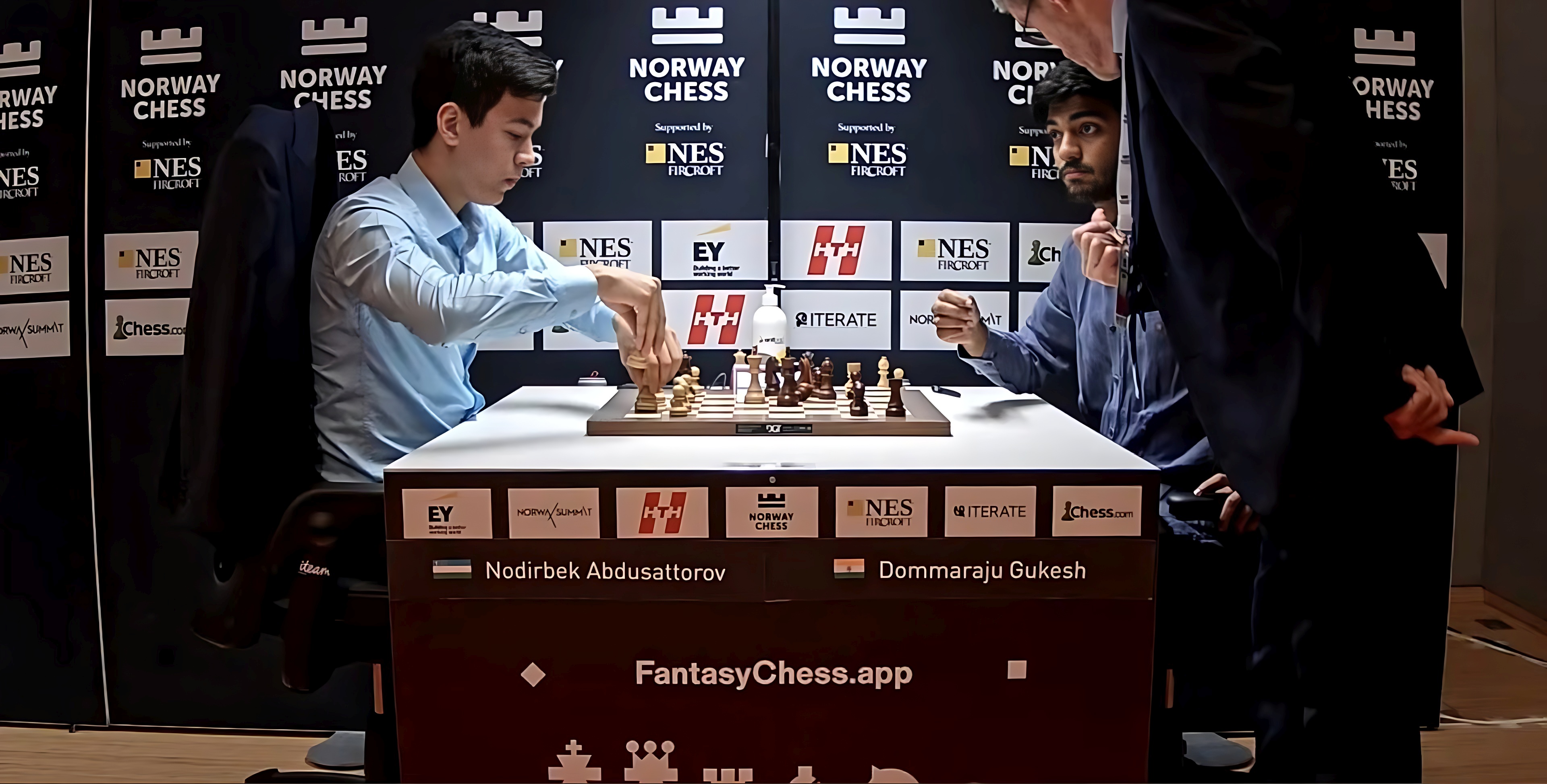 Gukesh D vs Nodirbek Abdusattorov