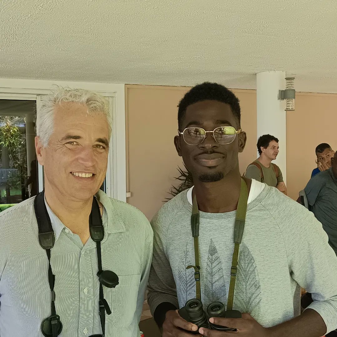 loic_MKG's tweet photo. Ce fut un plaisir de découvrir et de partager une des Passions de Monsieur l'Ambassadeur de France au Gabon son Excellence Alexis LAMEK dans le cadre du programme de la Francophonie.
#ongddb
#francophonie
#ambassadedefrance https://t.co/IGkUmC8eQZ