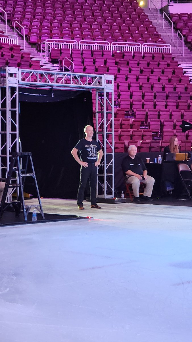 Kurt Browning ready for his final Stars on Ice show!!! @KurtBrowning @starsonice