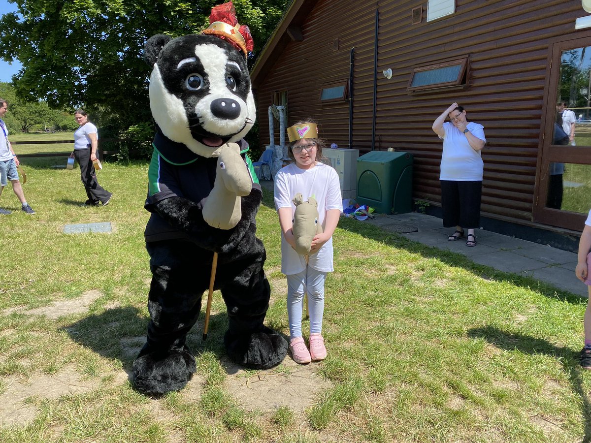 SJA_Adventure's tweet photo. Bertie was never one to sit out
#regionalbadgecamp https://t.co/fkpDW241rL