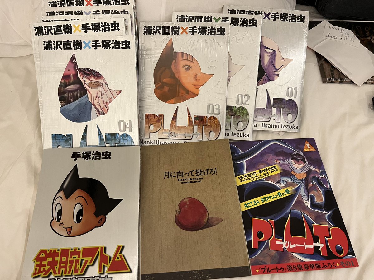 Completely blown away by this ¥3000 bundle of the deluxe edition