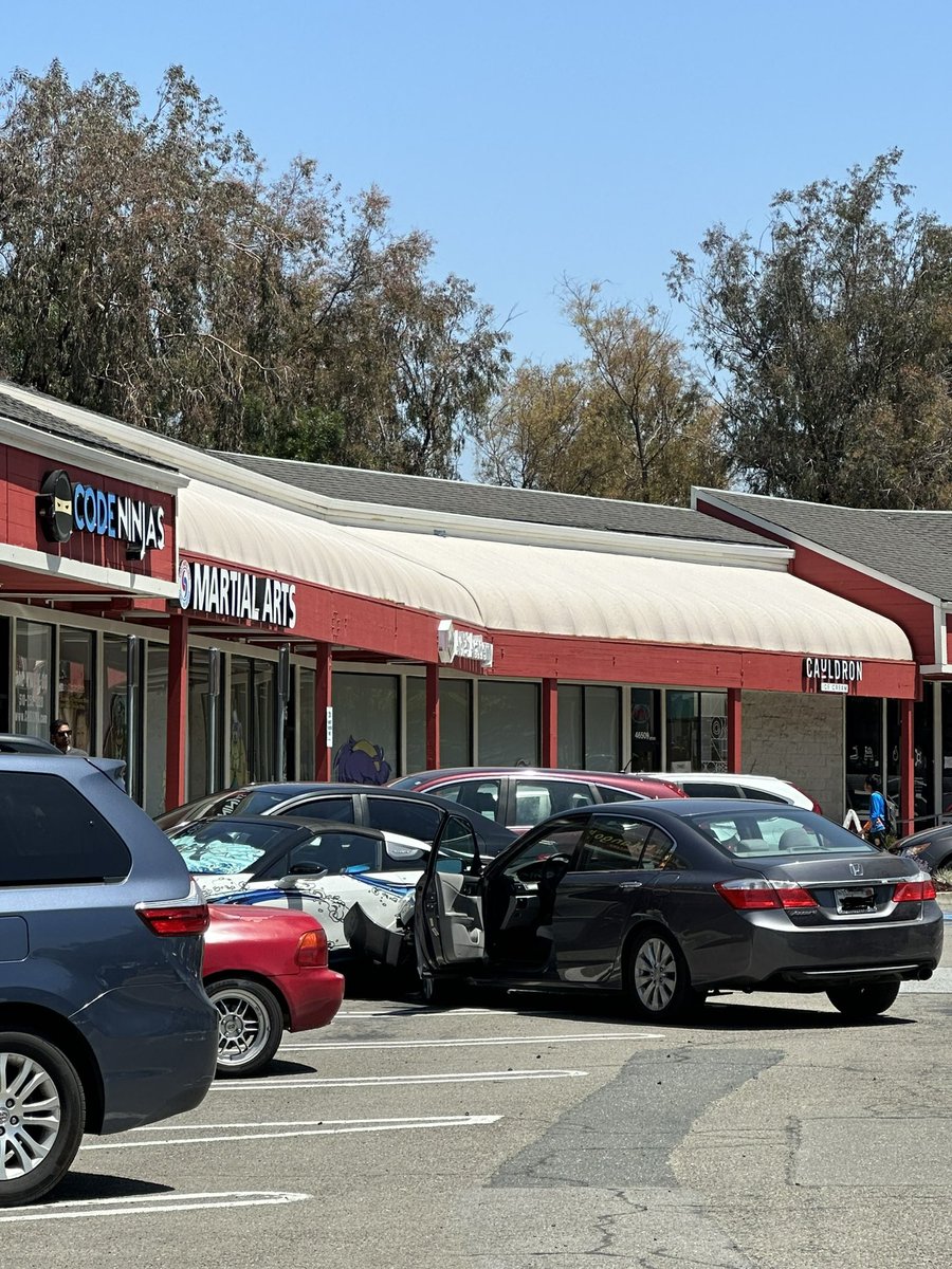 Sabrina Rutkin on Twitter "2 parked cars tboned in the Warm Springs