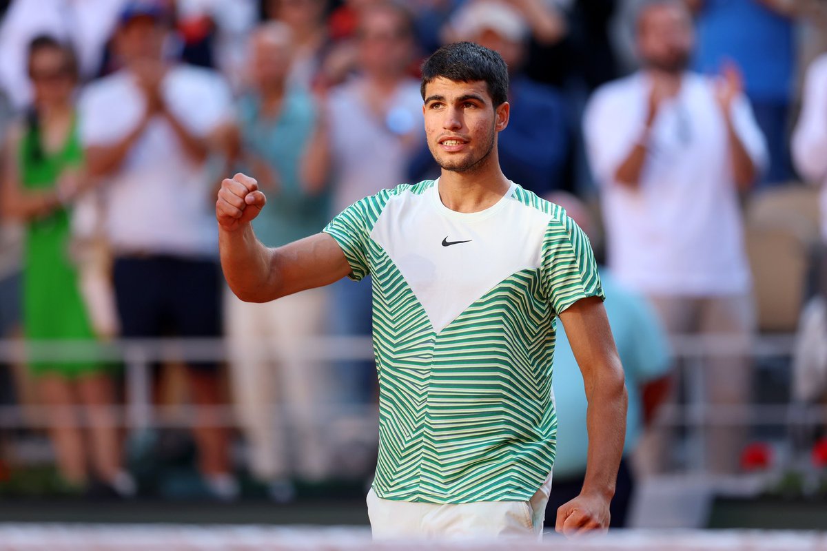 VAMOOOOS! 💥 CUARTOS! 🙌🏻🧡 @rolandgarros 

📸 Getty