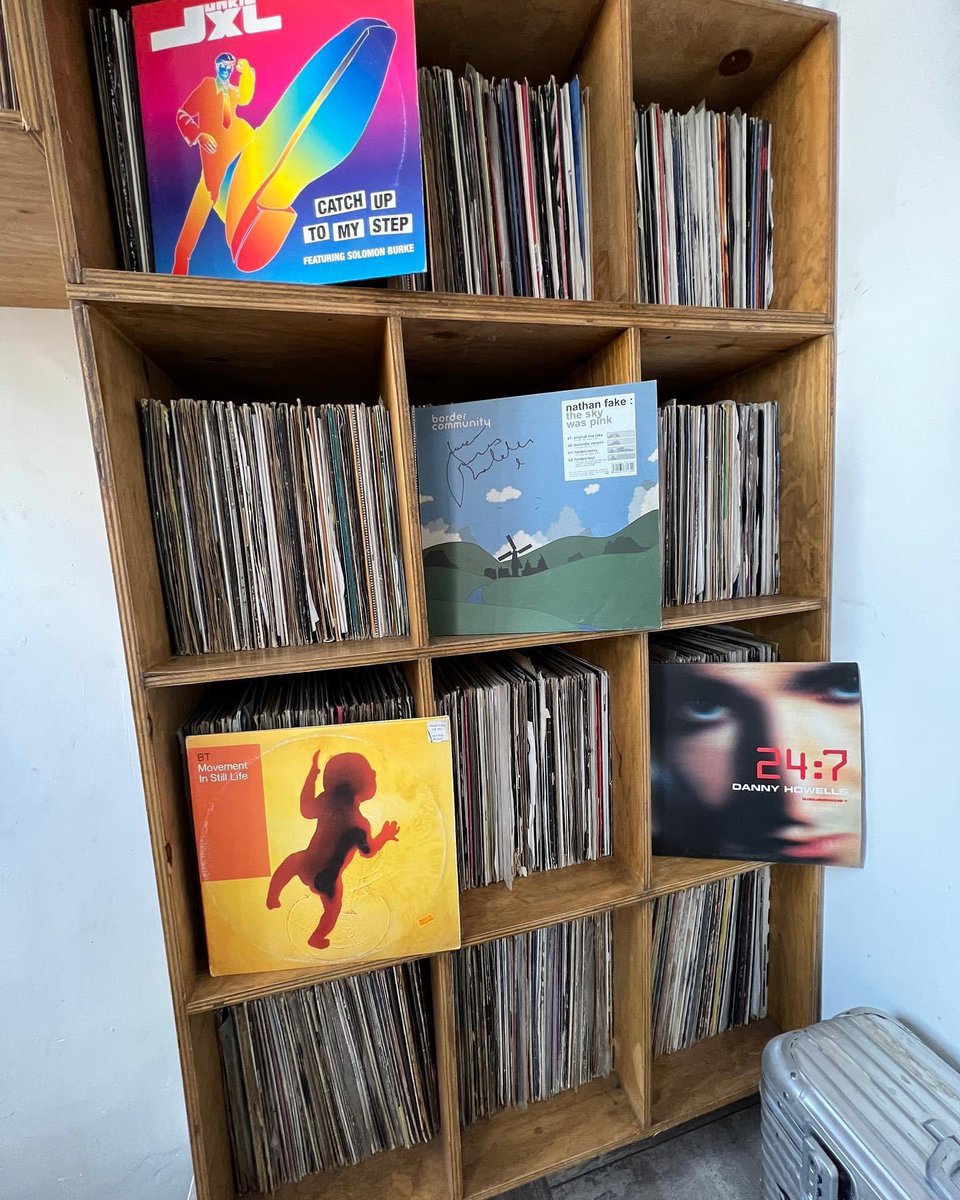 carlosbelatti's tweet photo. Encontré estas reliquias mientras buscaba otras 🔥🔥🔥 

#junkieKL #Jamesholden #nathanfake #BT #dannyhowells https://t.co/oUmwoIv0tH