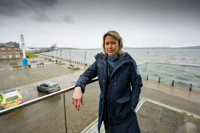 How have I never seen this photo of #nicolawalker before? Omg she's stunning