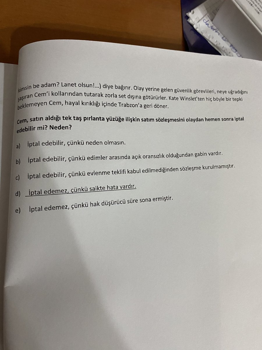 bu gece de sigaralari romaci cem hocam icin yakalim, kate winslet ablamiz ayip ettin…