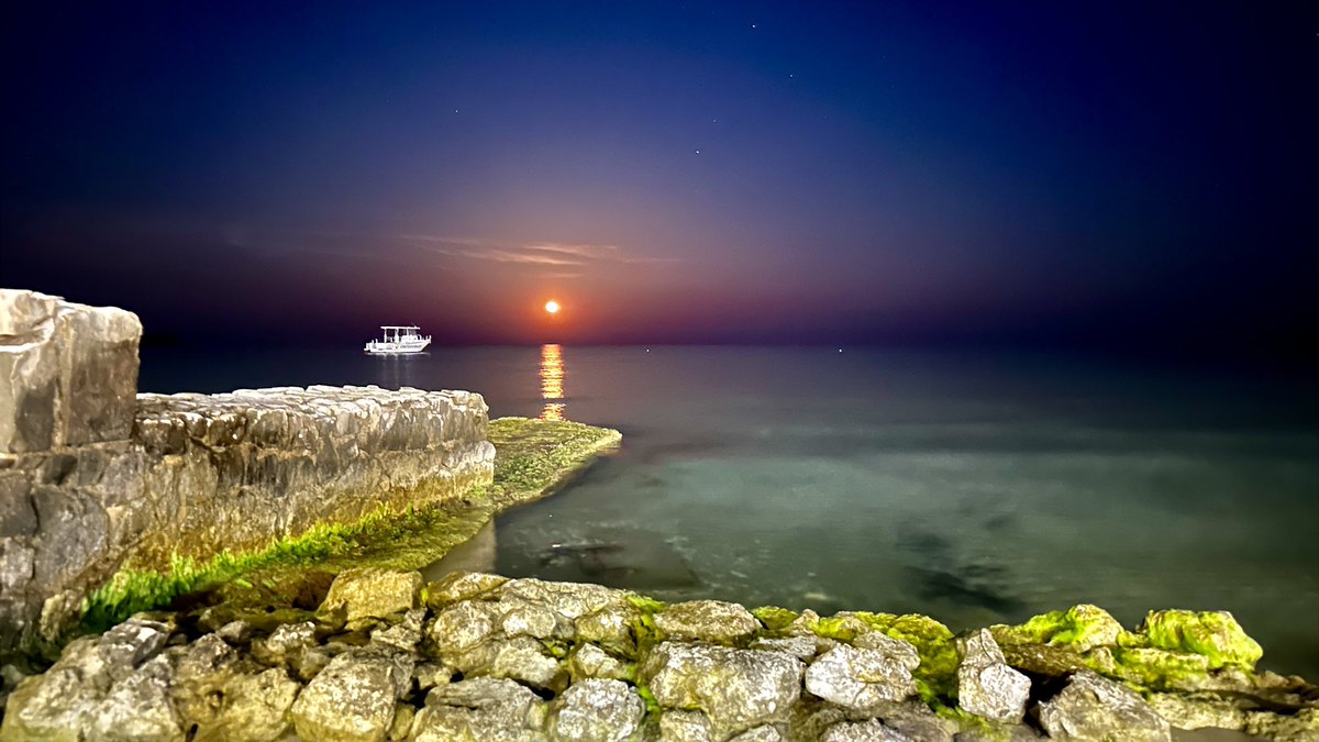 #StrawberryFullMoon #Zakynthos