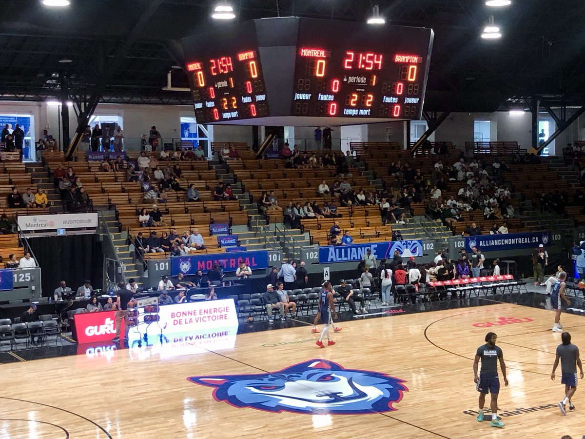 #alliancedeMtl dans #auditorium ⁦@Arr_Verdun⁩ 🤩 #basketball @montreal