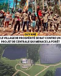 boujemaa_b's tweet photo. @EmmanuelMacron Vous allez moins bien dormir.. #MontagneDor #guyane #Bresil #Mines #Routes #Ptojets #Raoni #SommetDeParis . #Macron https://t.co/1pXvPOVKzx