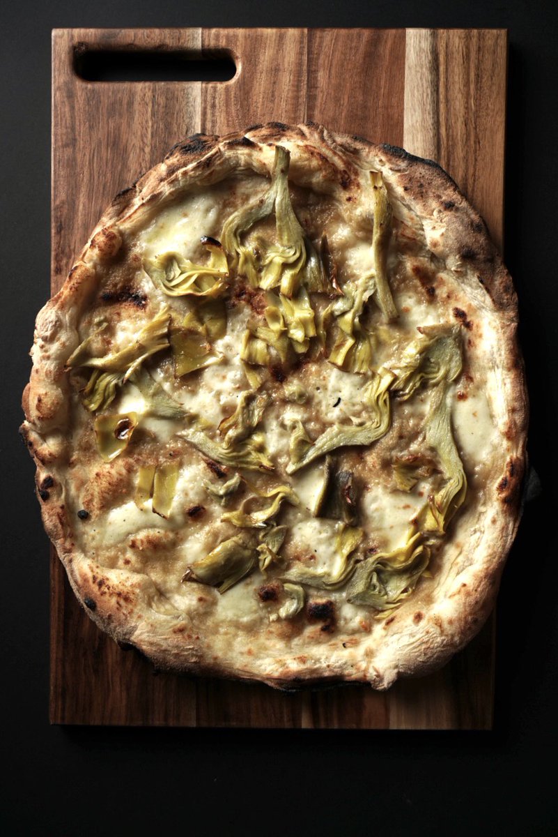 <a href="/Molapizza1/">Molapizza</a> de Bagna Cauda y alcachofas. Fan total!