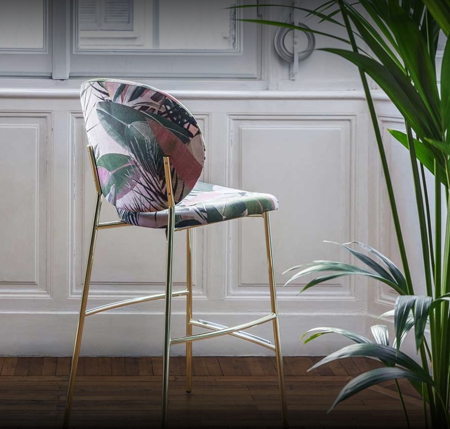 StudioYVictoria's tweet image. INÈS expresses the seating style of the ‘50s with soft and graceful shapes. Metal frame stool highlights a rounded enveloping chair seat and backrest. l8r.it/usFa #Ines #calligaris #counterstool #kitchen#counter #breakfastnook #kitchenisland  #interiordesign