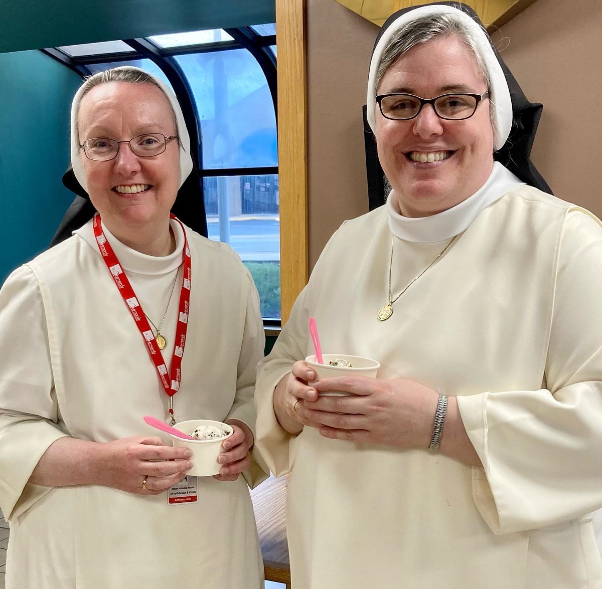 Sister Johanna Marie and Sister Glorea, Olivetan Benedictine Sisters from Holy Angels Convent in Jonesboro Arkansas, holding cups of @weloveloblolly ice cream. Photo from @StBernards and the Sisters' Facebook page at facebook.com/photo.php?fbid….